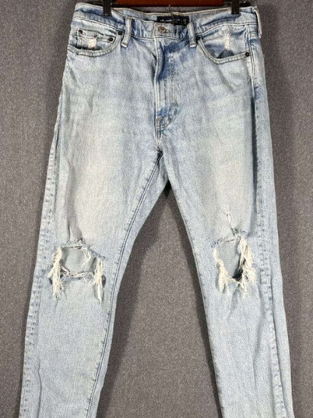 Abercrombie & Fitch Mens 33x30 Vintage Stretch 90's Slim Ripped Jeans Light Wash